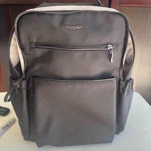 Baggallini Tribeca Expandable Laptop Backpack - 15"x11" Lightweight Work Travel